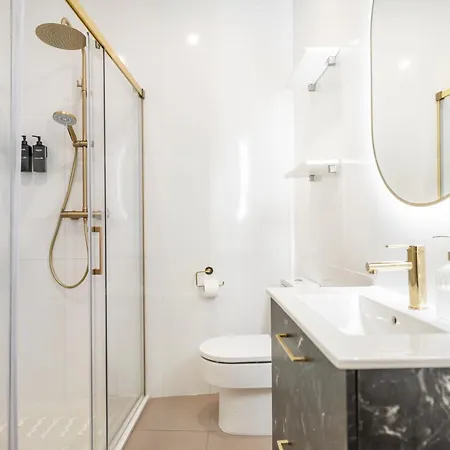Sophisticated Modern Center By Rems * Malaga