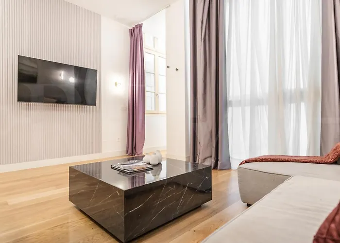 Sophisticated Modern Center By Rems *